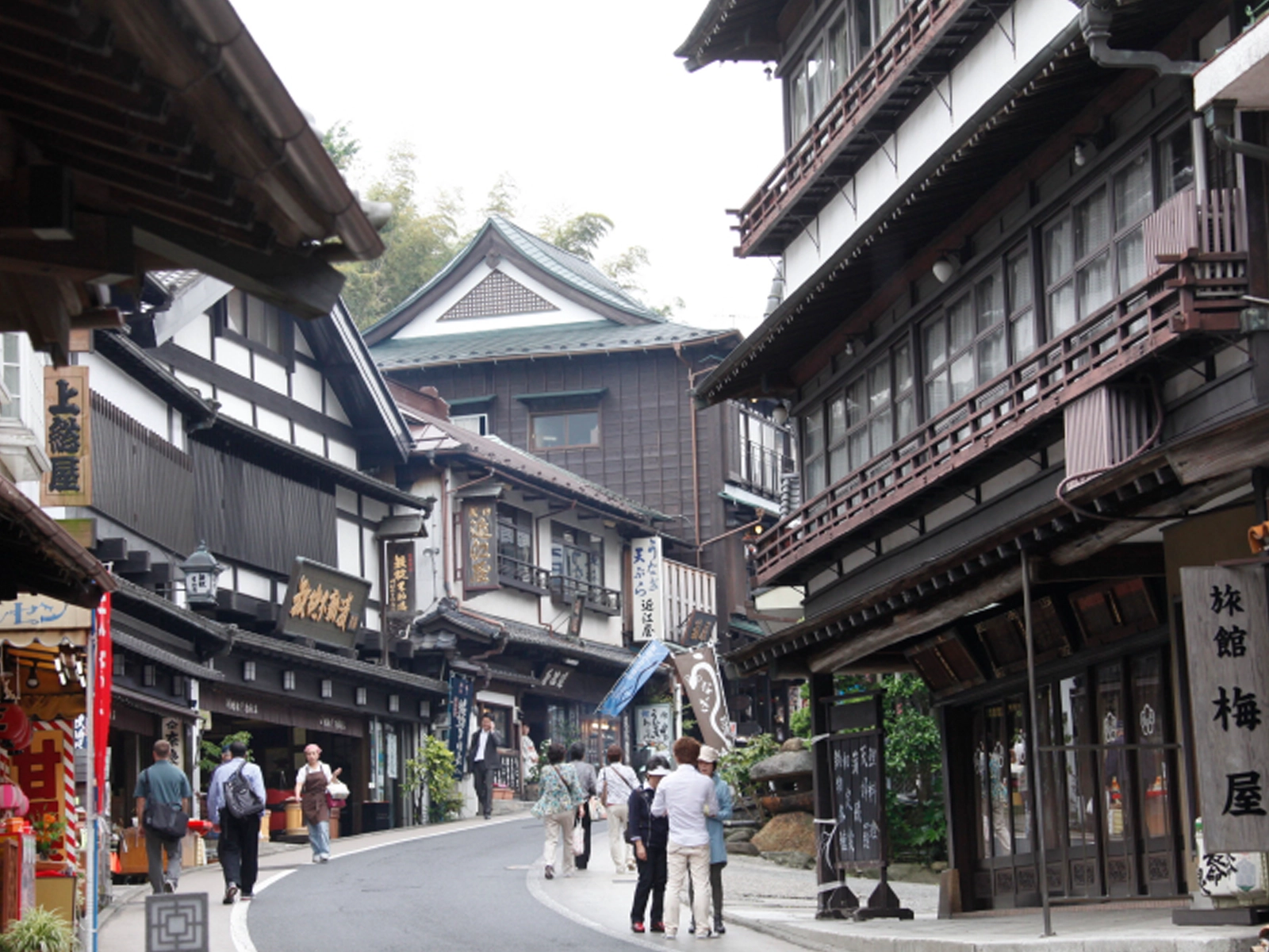 散策が楽しい成田山表参道